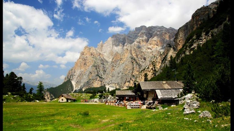 Il rifugio Scotoni in Alta Badia|Il rifugio Scotoni in Alta Badia|Il rifugio Alpe Burki a Macugnaga|Yogurt e marmellate di Alpe Burki|I formaggi di malga di Alpe Burki|Rifugio Duca degli Abruzzi|Gostner Schwage
