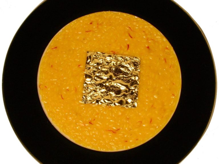 oro in cucina - Risotto oro e zafferano|Andrea Berton|Chicco e Bobo Cerea|Il risotto allo zafferano e ossobuco di Cesare Battisti