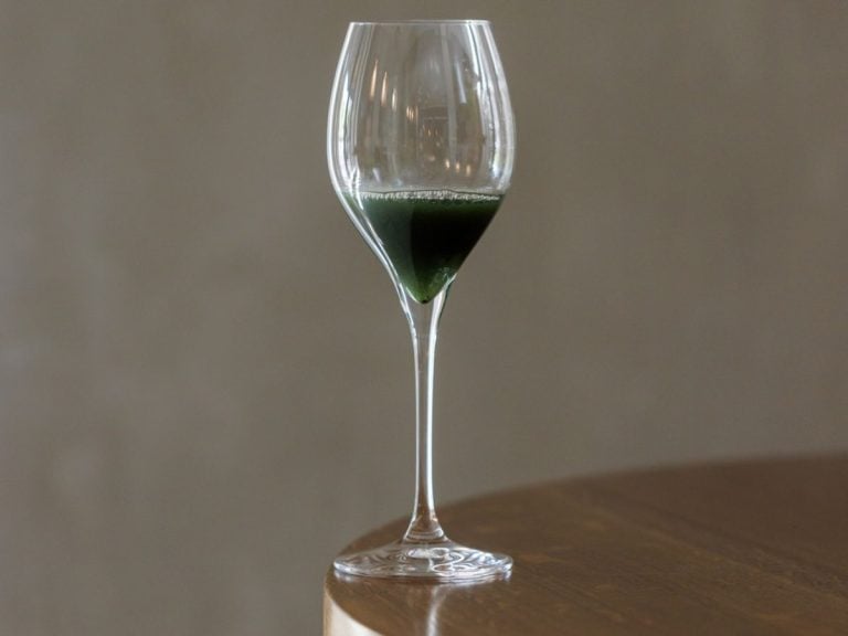Kombucha alla spirulina - Sintesi ristorante ad Ariccia (Roma) - foto Andrea Di Lorenzo|Kombucha alla spirulina - Sintesi ristorante ad Ariccia (Roma) - foto Andrea Di Lorenzo||Sintesi_Kombucha-Te?-verde-e-ibisco_ph.-Andrea-Di-Lorenzo(1)|Kombucha al tè verde e ibisco al ristorante Sintesi di riccia - photo Andrea Di Lorenzo|Kombucha di fiori di sambuco in abbinamento con gli antipasti