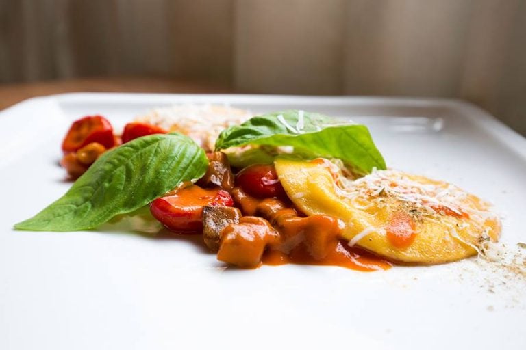 Ravioli al pomodoro