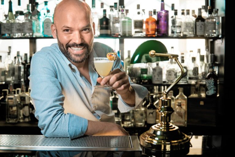 Samuele Ambrosi del Cloakroom Cocktail Lab a Treviso|Drink di Cloakroom per Sanbittèr|cloackroom a Treviso