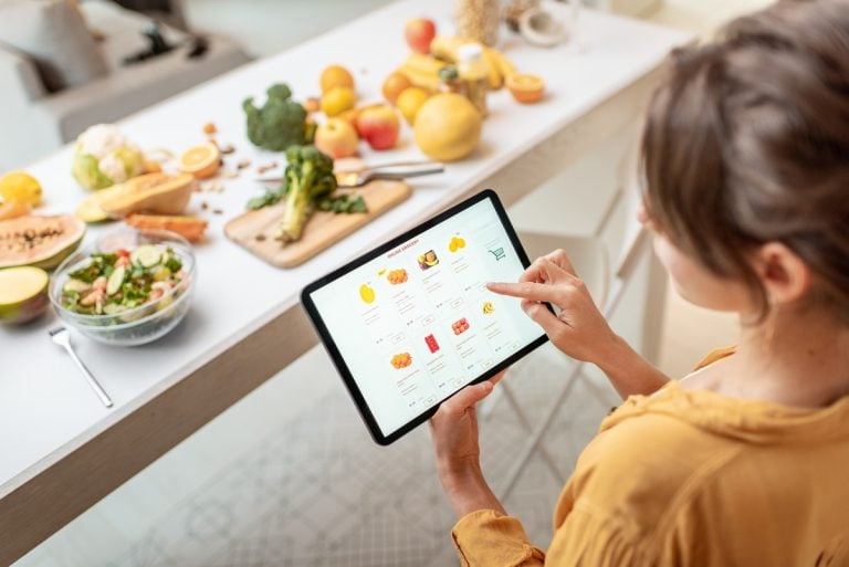 Scopri gli assistenti virtuali per la spesa online