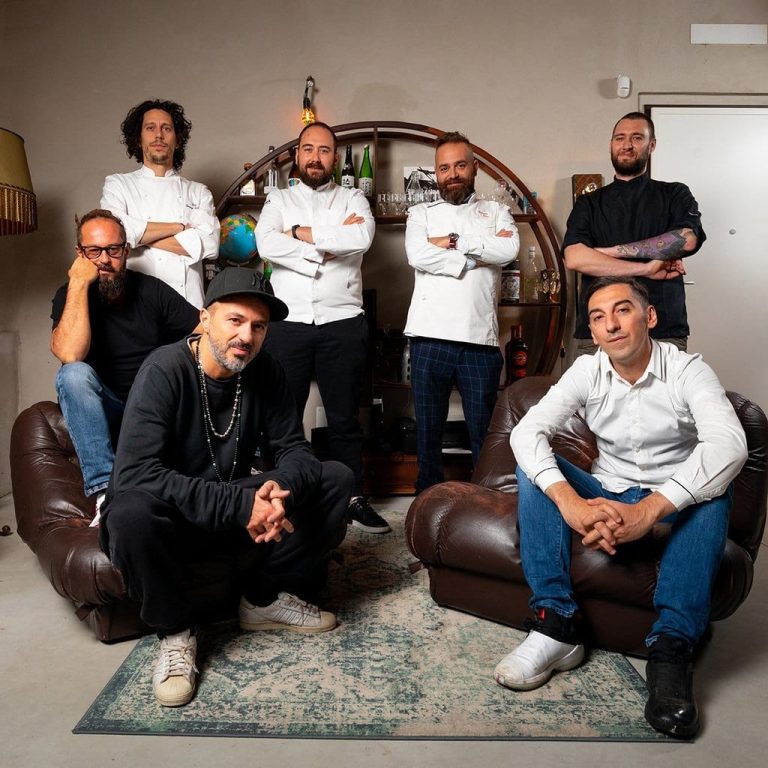 La squadra di Tutti insieme contemporaneamente|Il baccalà di Bacalhau a Torino|I protagonisti del brunch musicale a Torino|Alberto Marchetti e la tecnologia digitale|delivery