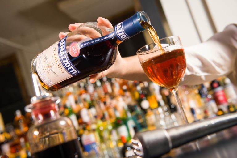 Cocktail con Ramazzotti|||