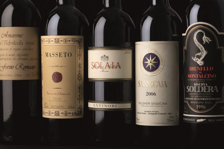 Bottiglie di grandi vini italiani|Bottiglie di grandi vini francesi|Bottiglie di Sassicaia