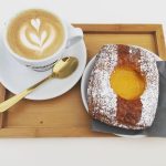 cappuccino e cornetto