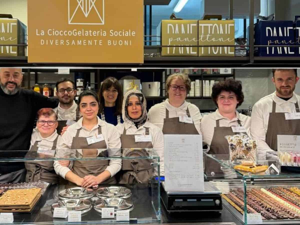 La fabbrica di cioccolato (e gelato) dove lavorano persone con disabilità e donne vittime di violenza