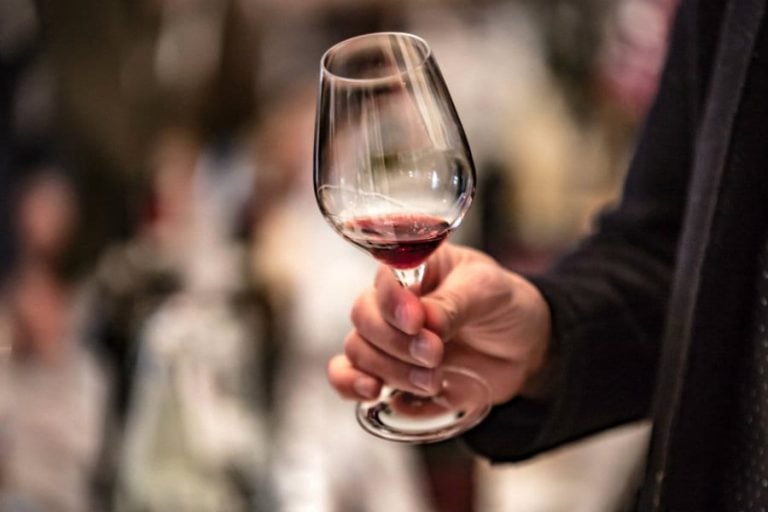 Calice di vino rosso