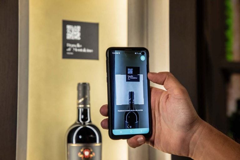 QR code al Tempio del Brunello|etichetta elettronica vino