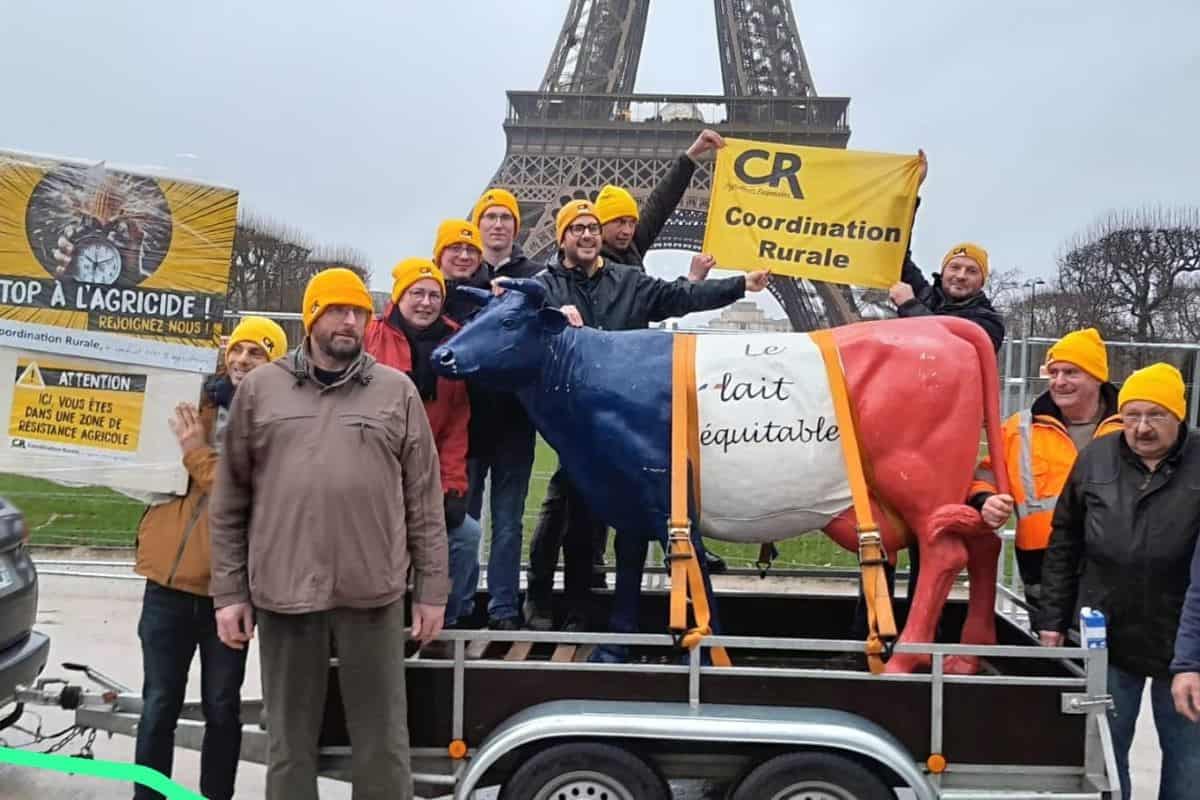 Trattori in piazza contro l’accordo Mercosur. Francia e Polonia alzano la voce: "Chiediamo gli stessi standard di produzione di altri paesi"