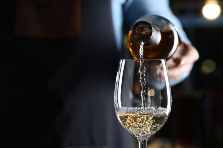 La Francia si converte al vino no e low alcol. In crescita consumatori, produttori e perfino enoteche ad hoc