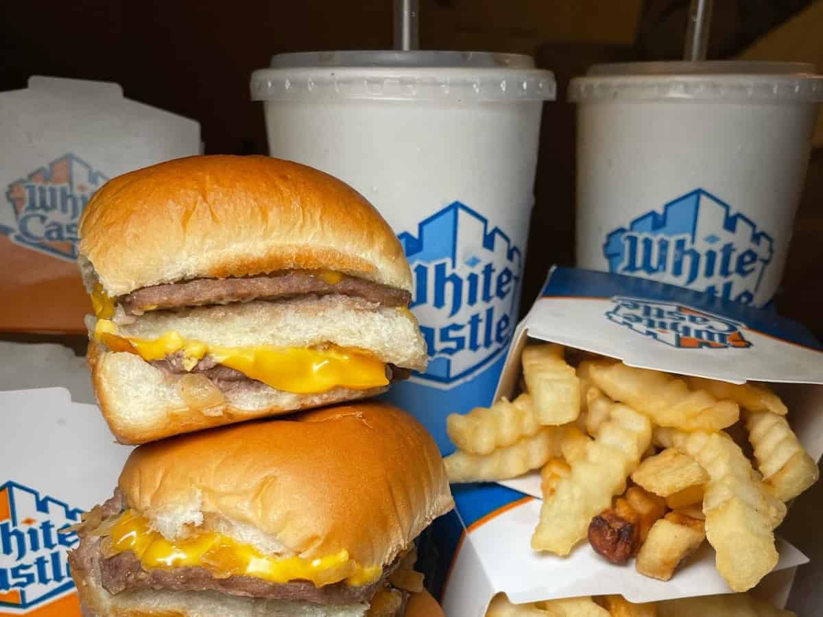 primo fast da Gamberorosso.it Il primo fast food della storia ha inventato i mitici hamburger quadrati