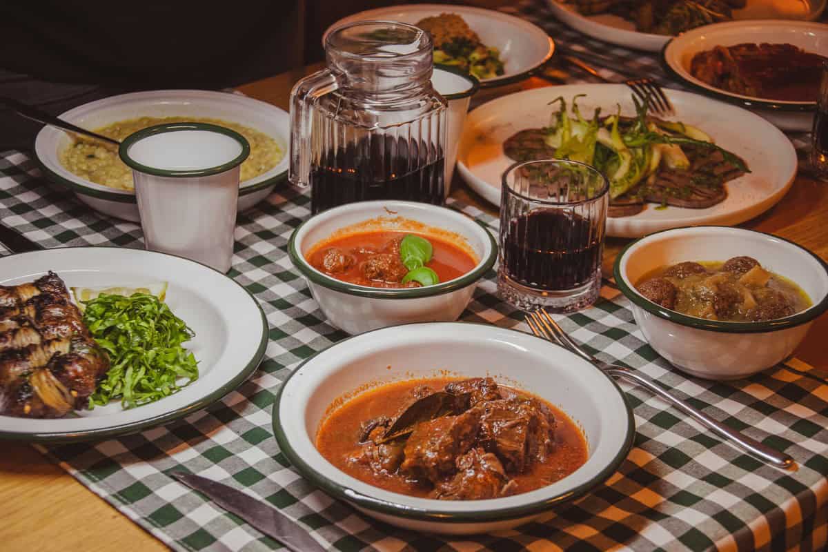 Apre in una piazzetta del centro di Lecce la trattoria tipica di cui si sentiva il bisogno