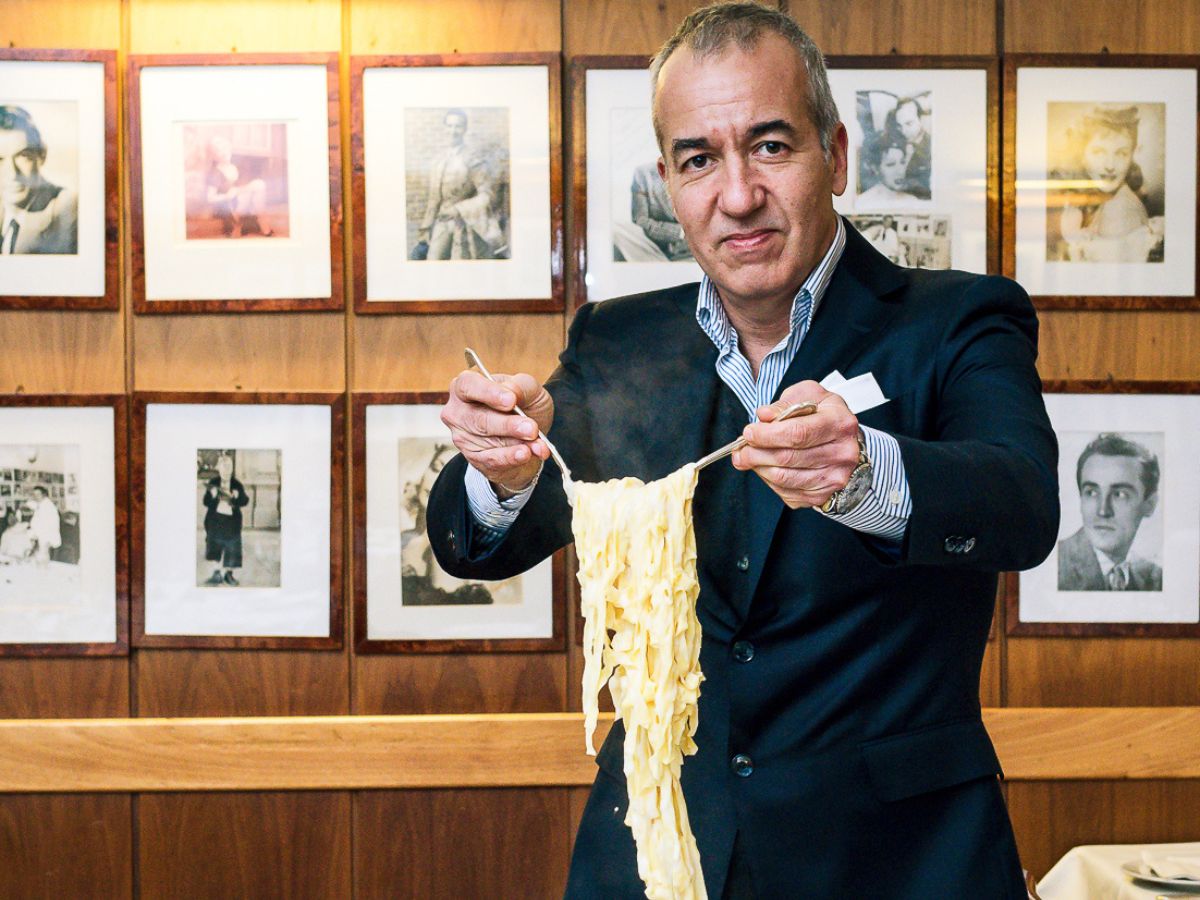 Roma risponde agli americani: una scuola segreta per le vere Fettuccine Alfredo Roma risponde agli americani: una scuola segreta per le vere Fettuccine Alfredo