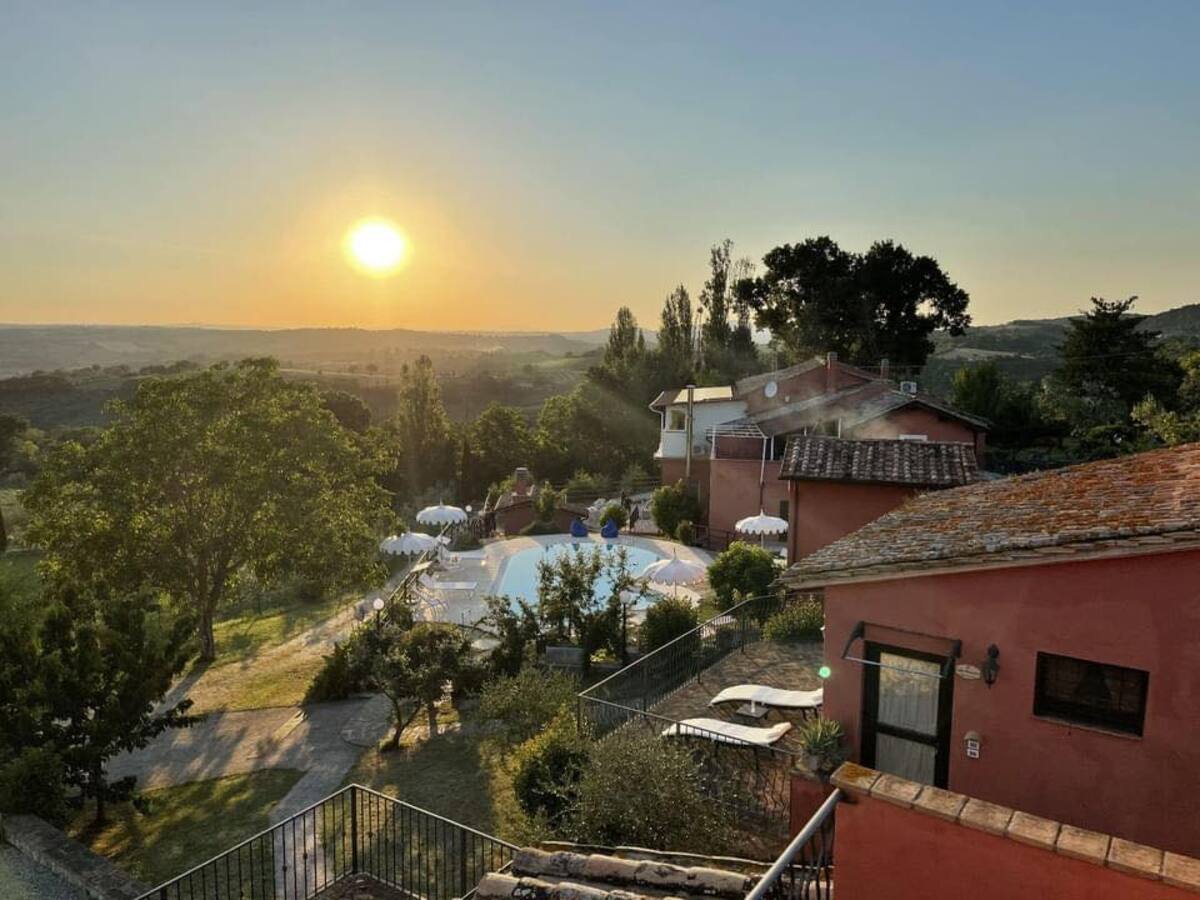 Agriturismi in Umbria: 12 indirizzi dove mangiare bene e rilassarsi nella natura Agriturismi in Umbria: 12 indirizzi dove mangiare bene e rilassarsi nella natura