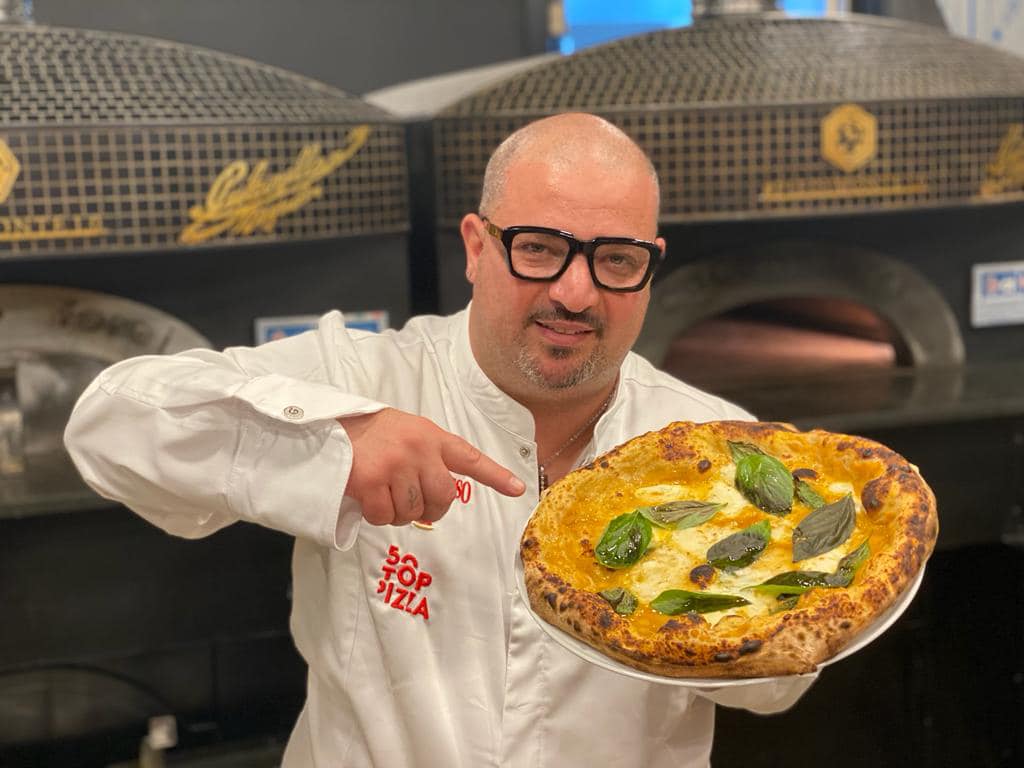 La pizza napoletana di Enzo Piedimonte arriva in centro a Messina: ecco il nuovo progetto a due passi dal Duomo La pizza napoletana di Enzo Piedimonte arriva in centro a Messina: ecco il nuovo progetto a due passi dal Duomo