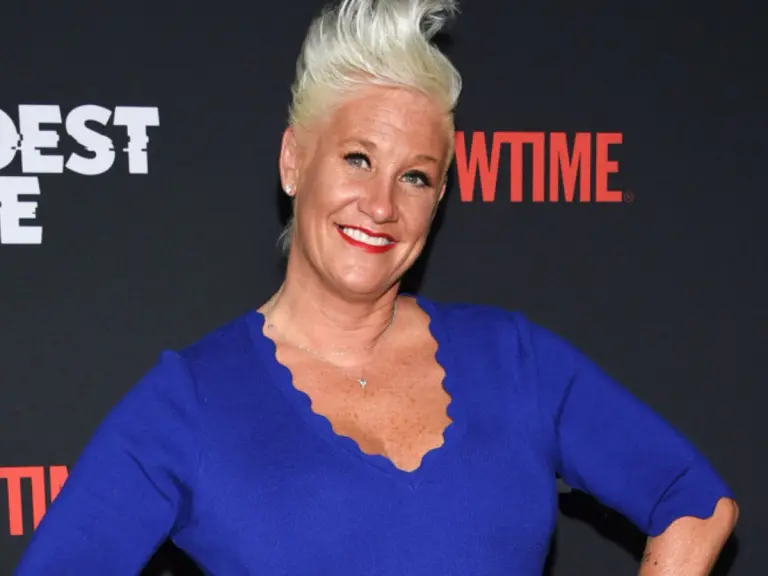 Anne Burrell