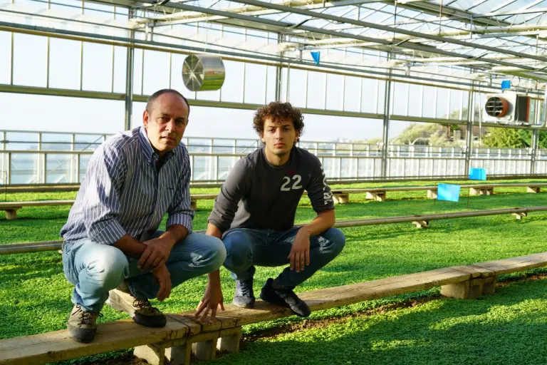 Paolo (a sinistra) e Simone Calcagno dentro una serra