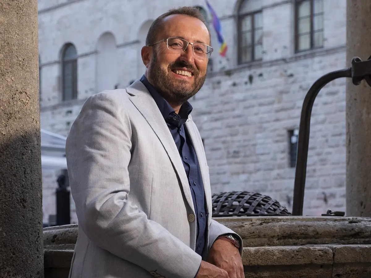 Andrea Rossi confermato per la terza volta alla guida del Consorzio Nobile di Montepulciano Andrea Rossi confermato per la terza volta alla guida del Consorzio Nobile di Montepulciano