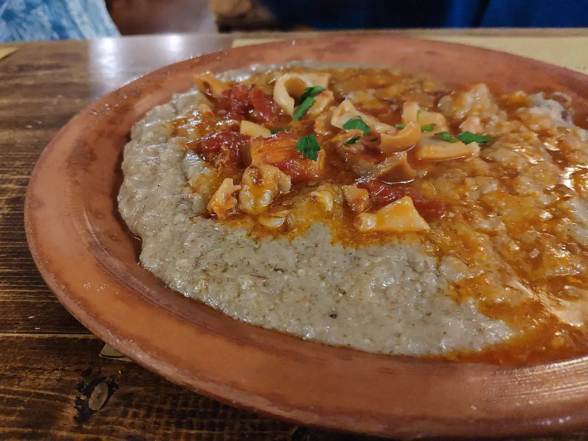 La maracucciata con seppioline della Cantina del Marchese