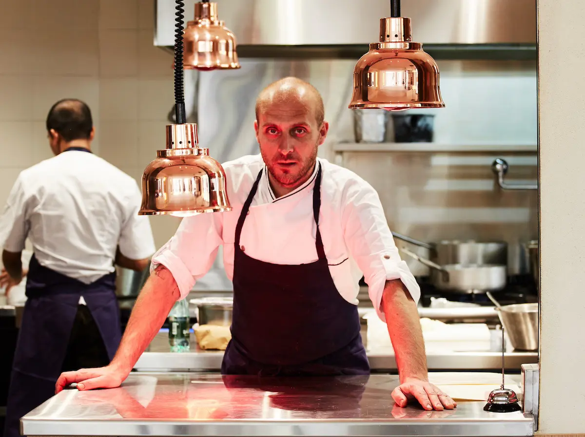 Parigi è sempre più italiana. Chi sono i cuochi che hanno cambiato la cucina della città Parigi è sempre più italiana. Chi sono i cuochi che hanno cambiato la cucina della città