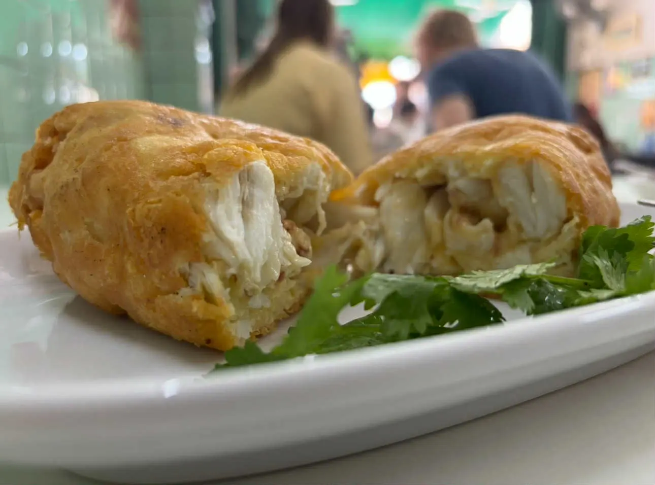 La più famosa omelette di Bangkok di stellare ha solo il prezzo La più famosa omelette di Bangkok di stellare ha solo il prezzo