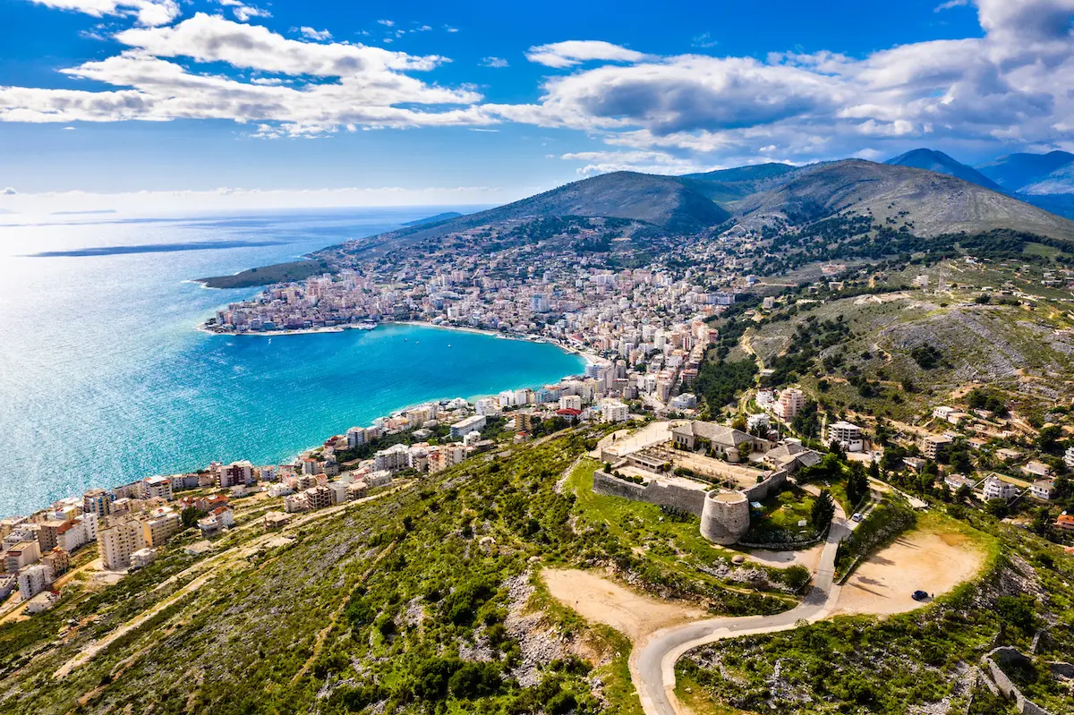 Benvenuti in Albania, dove il paradiso low cost potrebbe trasformarsi in un incubo ambientale Benvenuti in Albania, dove il paradiso low cost potrebbe trasformarsi in un incubo ambientale