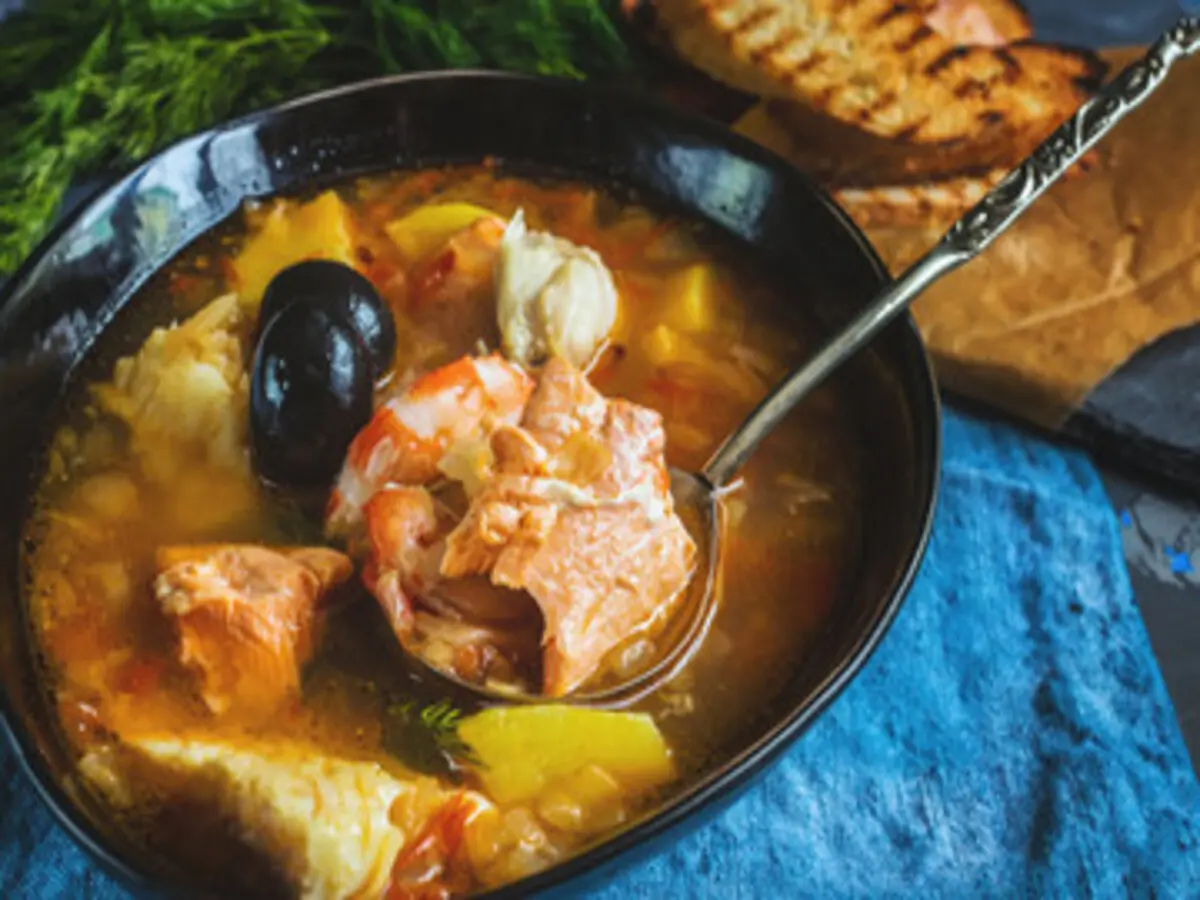 Che cos’è il brodetto di Grado, la mitica zuppa di pesce dell’Alto Adriatico (e dove mangiarlo)