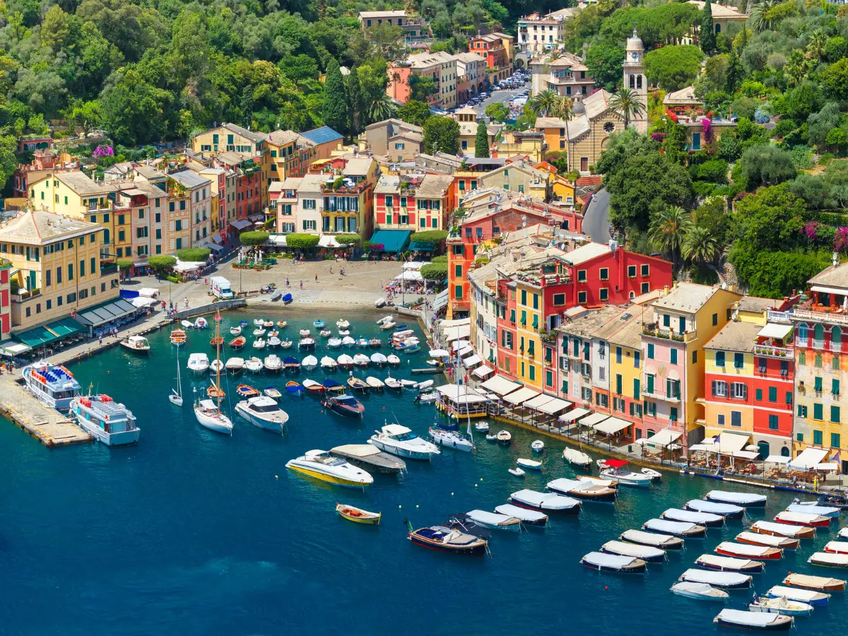 Niente panino in strada a Portofino? Per fortuna siamo pieni di posti fantastici che meritano un selfie Niente panino in strada a Portofino? Per fortuna siamo pieni di posti fantastici che meritano un selfie