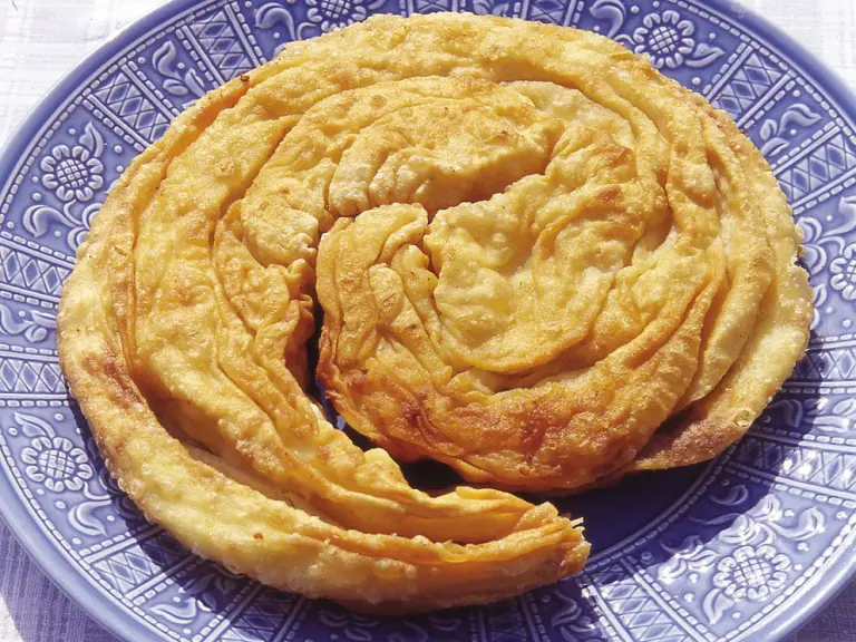tyropita alonissos