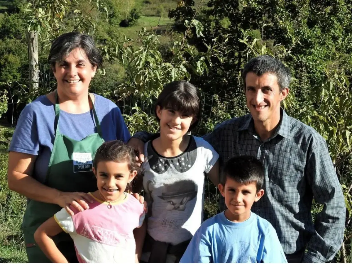 la coppia di pastori che produce formaggi senza cedere alle grandi industrie