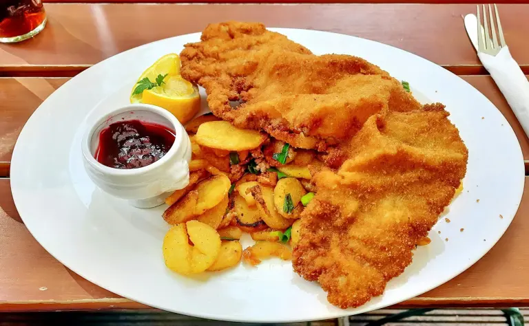 wienerschnitzel
