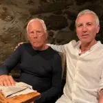 Giorgio Armani e Gianni Busetta, titolare del ristorante La Nicchia a Pantelleria