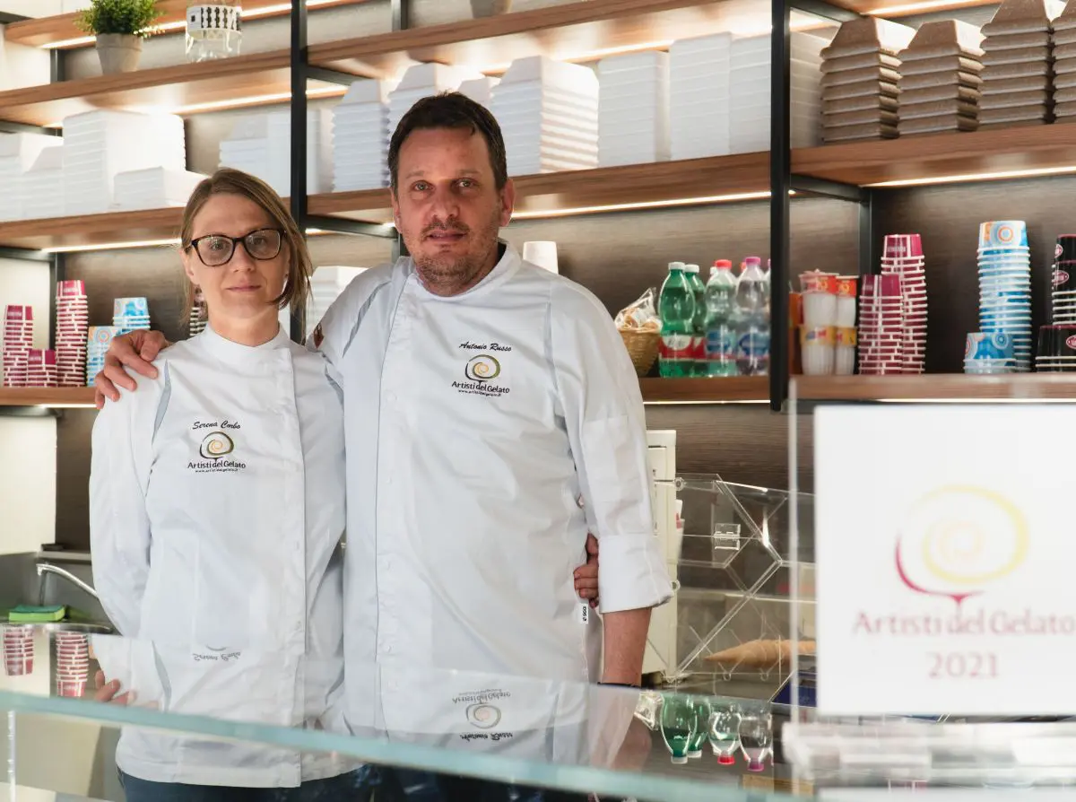 La super gelateria che non ti aspetti nel centro storico di un borgo marinaro La super gelateria che non ti aspetti nel centro storico di un borgo marinaro