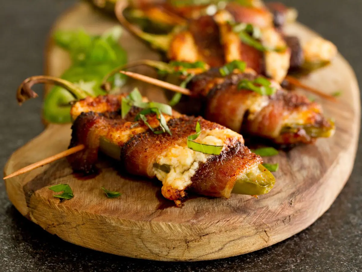 jalapeno poppers bardati bacon