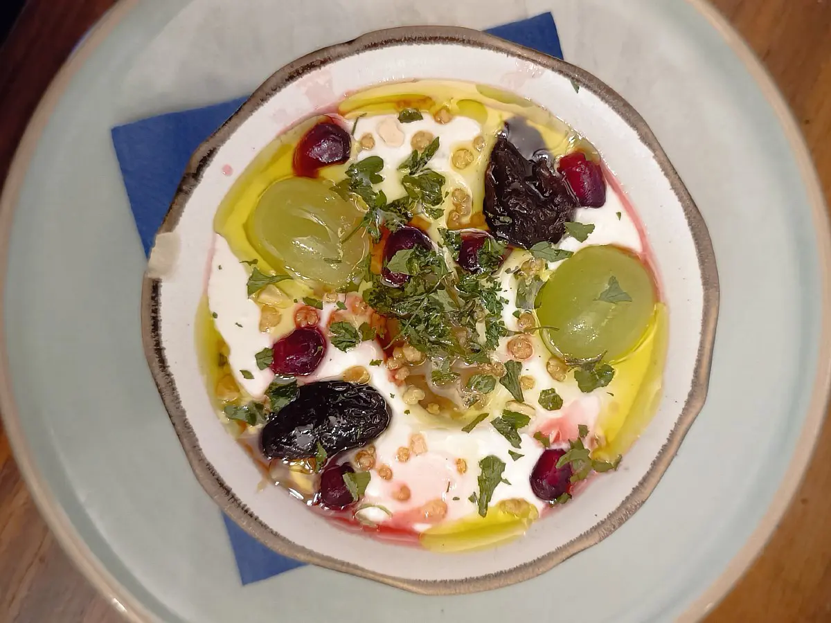 Che cos’è la mazamorra, la cugina sconosciuta del gazpacho e del salmorejo Che cos’è la mazamorra, la cugina sconosciuta del gazpacho e del salmorejo
