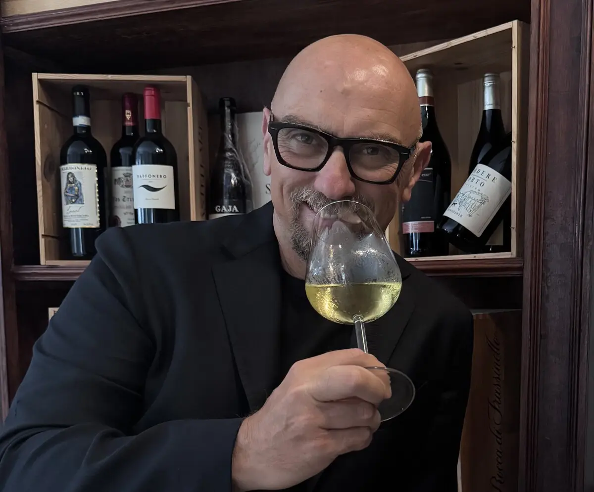 Cambio al vertice di Vinarius: Giuliano Rossi è il nuovo presidente dell’associazione delle enoteche italiane