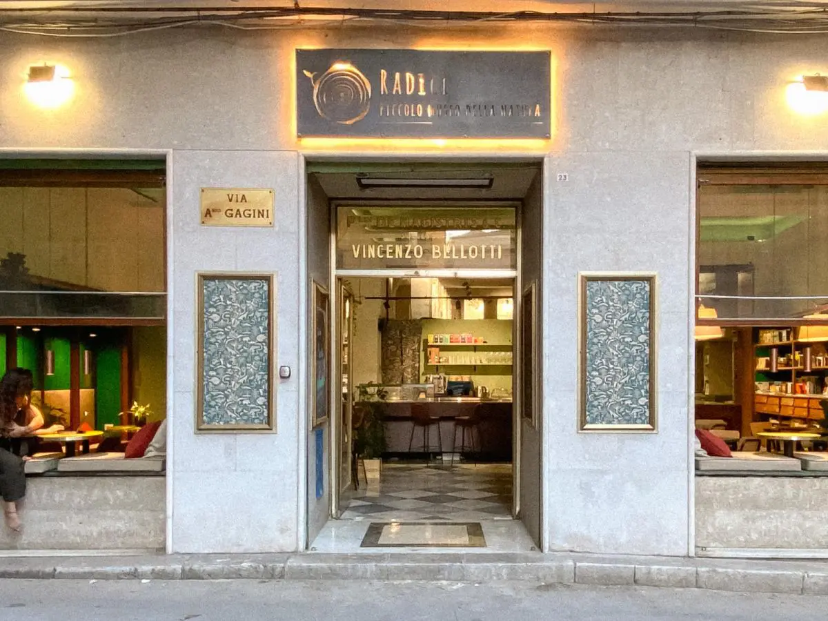 A Palermo c’è un museo naturale con bistrot costruito in una ex cartoleria storica