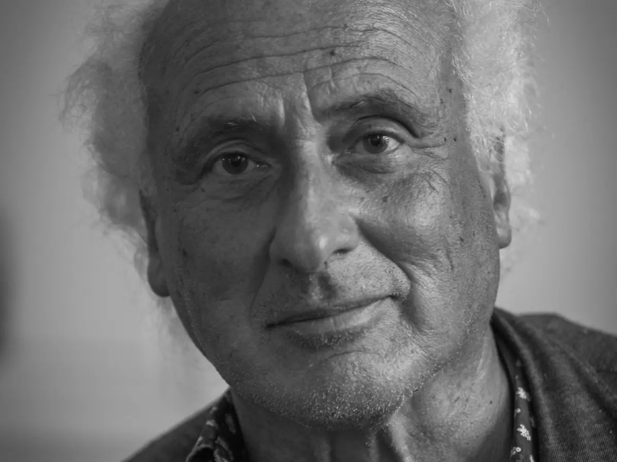 Senza Stefano Benni il mito del nostro bar all’angolo non sarebbe mai esistito (ma la Luisona gli stava “sui coglioni”)