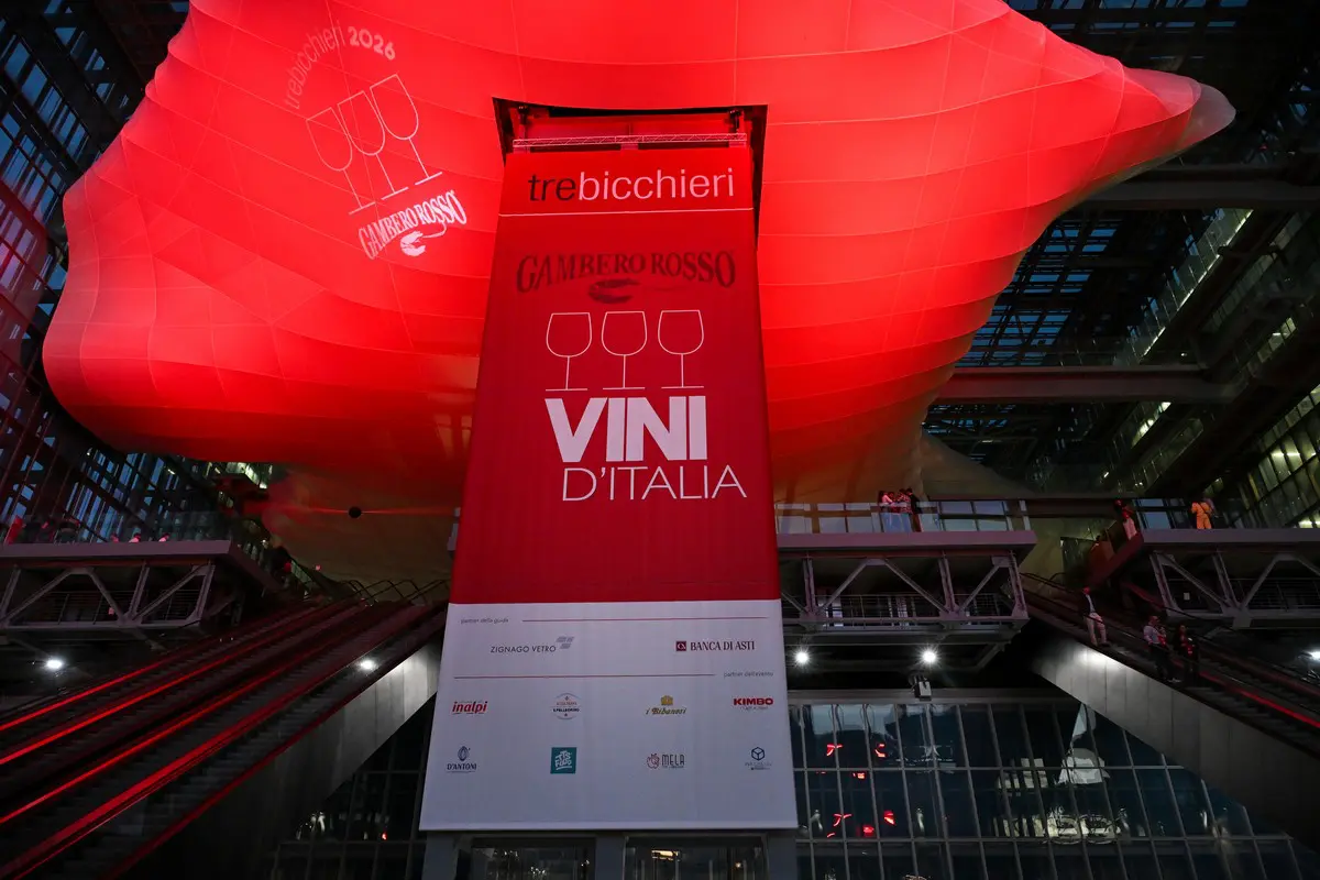 Allestimento del cinema galleggiante di Venezia