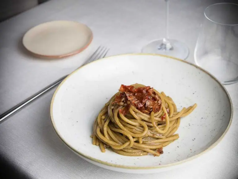 Spaghetti con peperone crusco di I Sapori di Marianna a Maratea