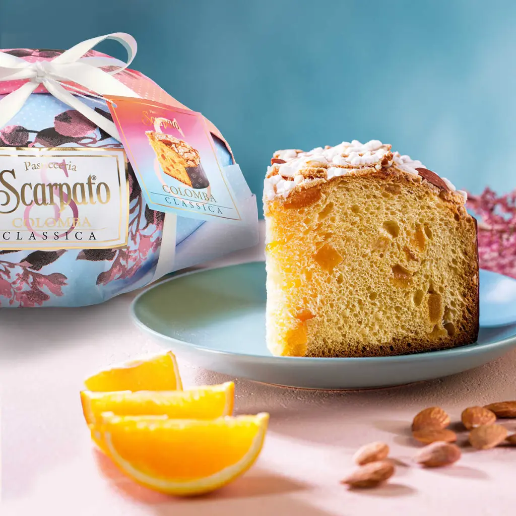 Colomba classica incartata a mano