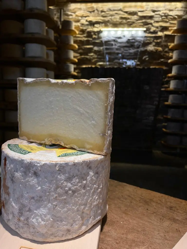 Castelmagno alpeggio EB
