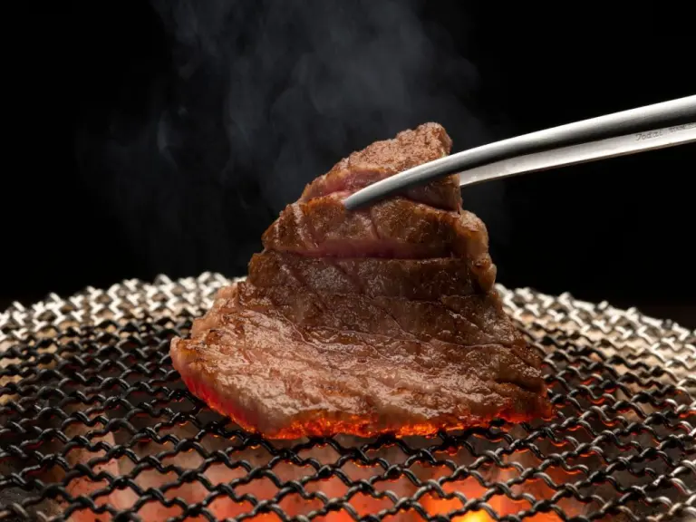 carne sulla griglia yakiniku