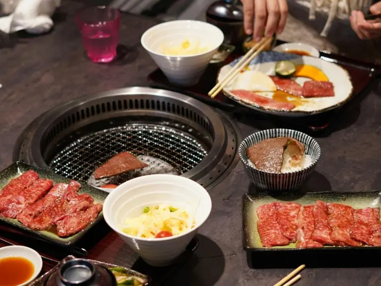 tavolo yakiniku giappone