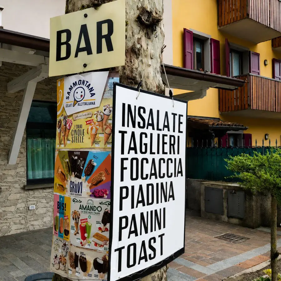 font populista - bar lago engadina