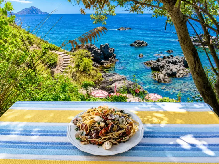 Spaghetti alle vongole dello stabilimento Illicini a Maratea