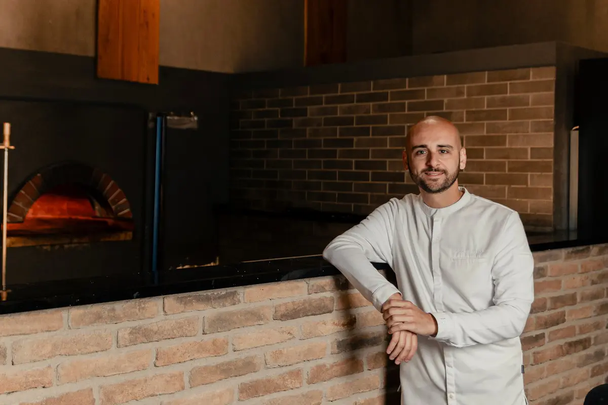 Il pizzaiolo Luca Pezzetta