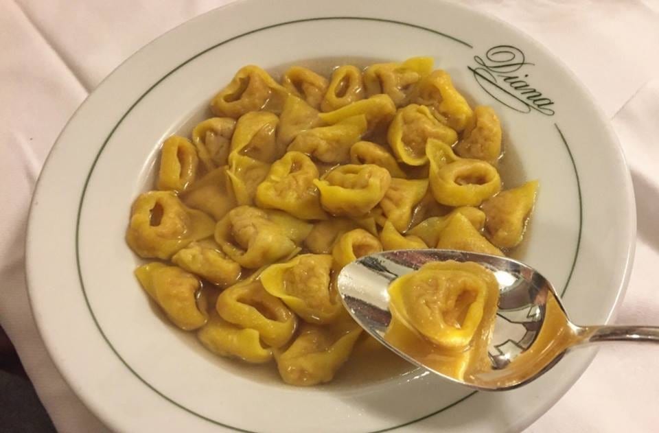 A rischio la storia del ristorante Diana di Bologna, simbolo della tradizione petroniana in cucina