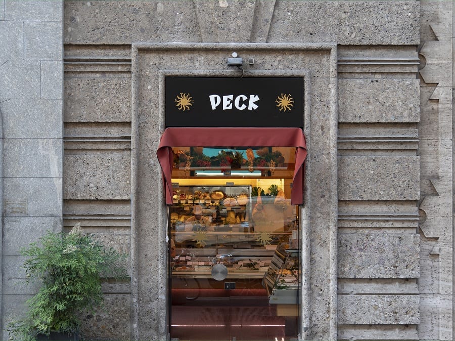 L'ingresso della gastronomia Peck